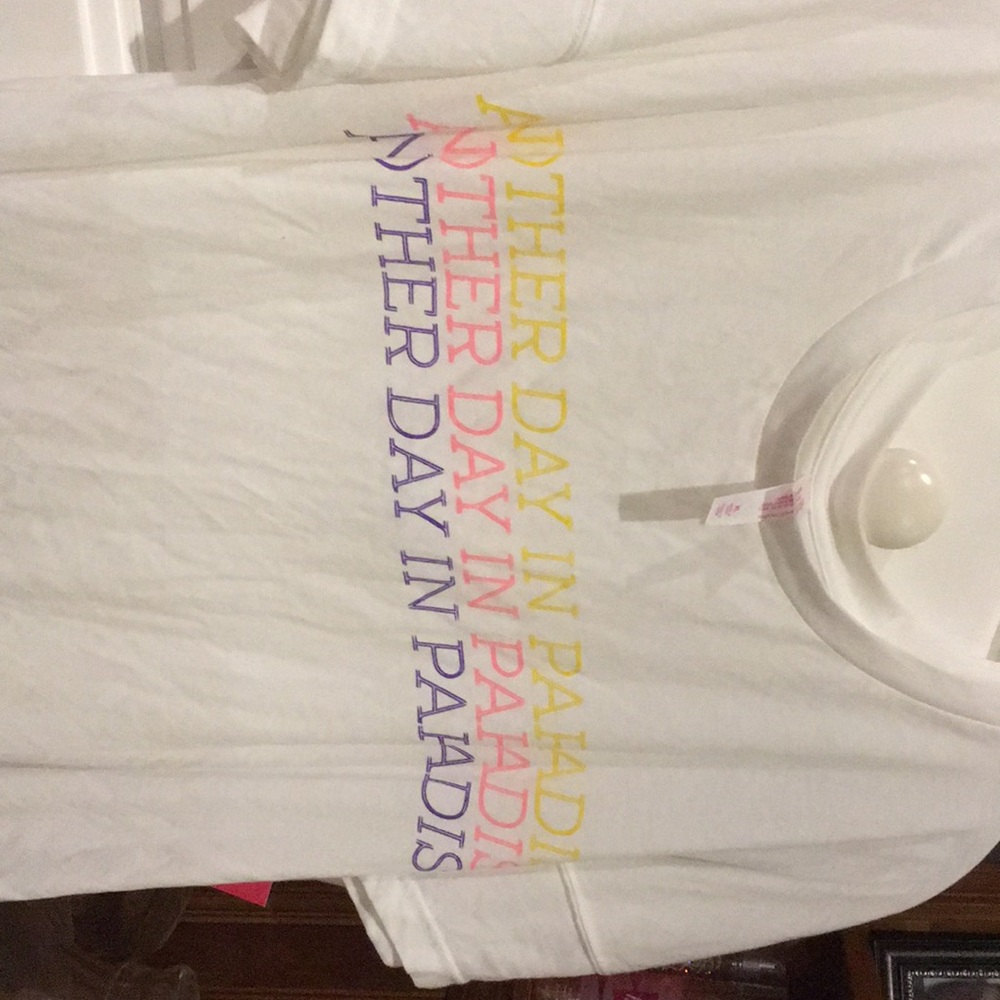 Tee shirt